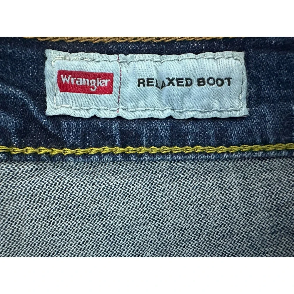 Wrangler‎ Men's Relaxed Boot Leg Opening Free To Stretch Denim Jeans 38X30 New